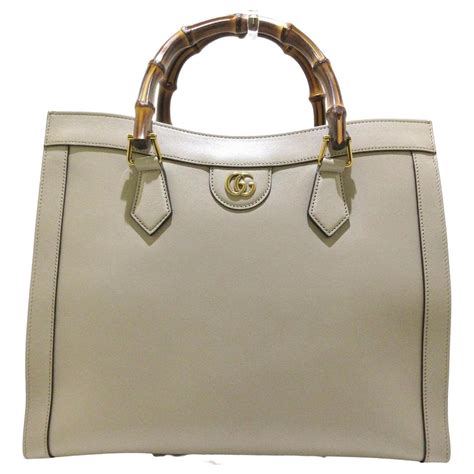 gucci diana beige